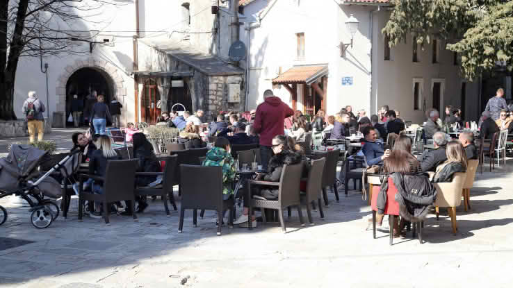 Danas sunčano, uz maksimalnu temperaturu do 33 stepena