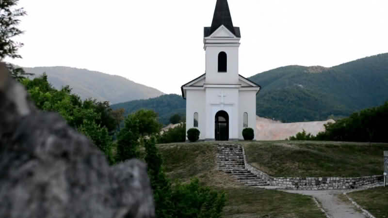 Uhapšen Travničanin osumnjičen da je krao po crkvama: Otuđeni dobrovoljni prilozi, liturgijsko posuđe
