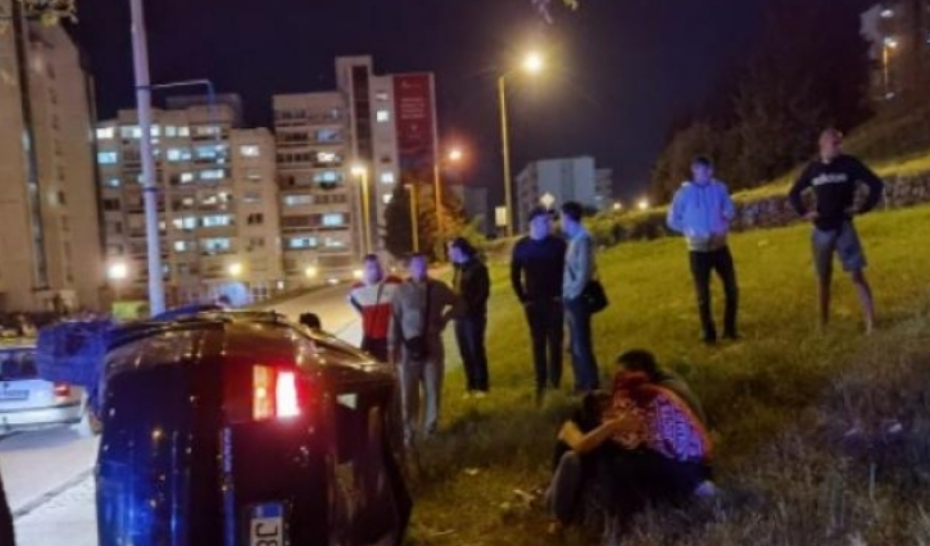 U saobraćajnoj nesreći jedna osoba smrtno stradala, dvije teže ozlijeđene