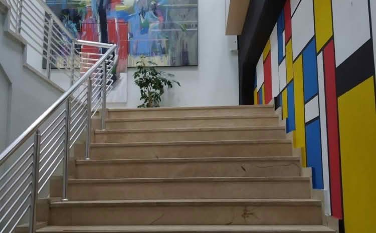 Ušao sa bombom u srednju školu