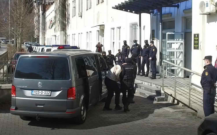 TUŽILAŠTVO TRAVNIK / Pritvoren zadnji član bande pljačkaša: Vlasnik autootpada kod Semizovca predao se policiji