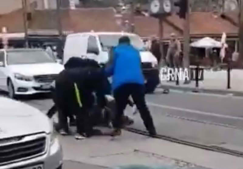 Tuča više osoba na Baščaršiji, učesnici se obračunavali na sred ceste