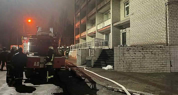 Izbio požar u covid-bolnici, poginuli mladi doktor i tri pacijenta