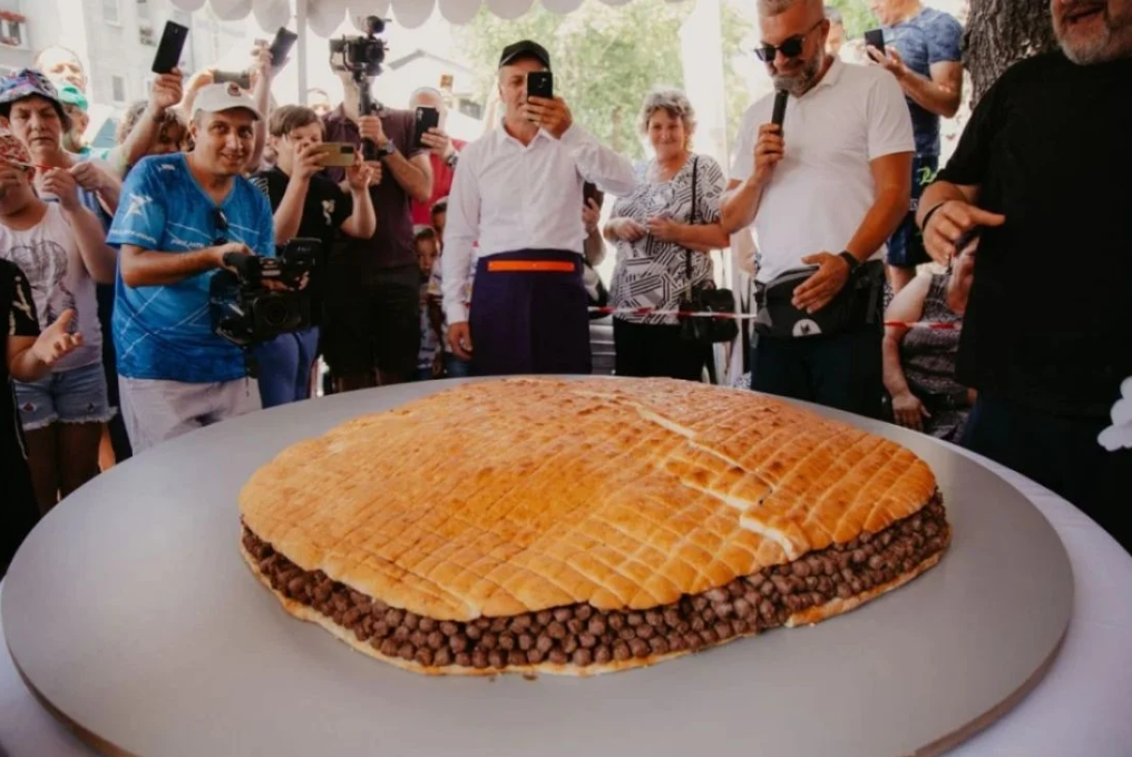 U BiH oboren svjetski rekord za najveću porciju ćevapa
