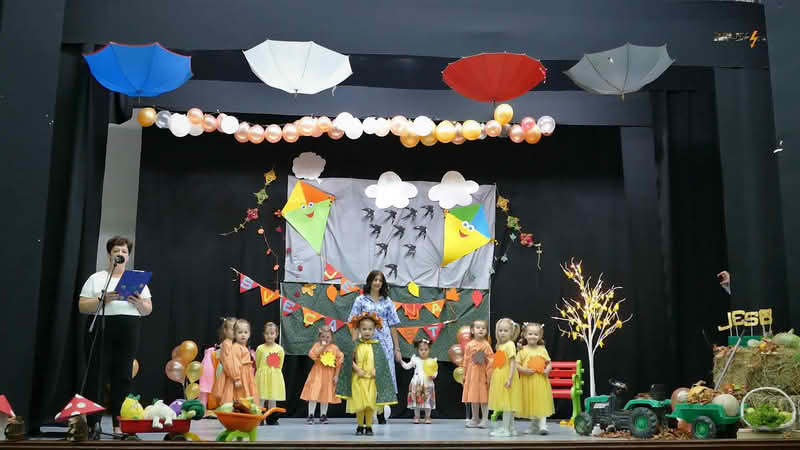 Sutra u Domu kulture dječija priredba “Zlatna jesen”