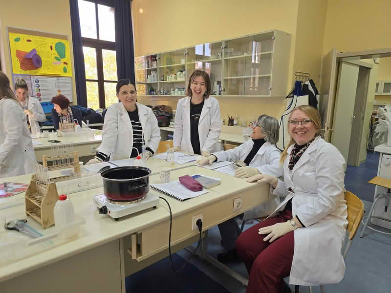 Profesori Mješovite srednje škole učestvovali u projektu “𝐓𝐄𝐀𝐂𝐇𝐄𝐑𝐒 𝐅𝐎𝐑 𝐅𝐔𝐓𝐔𝐑𝐄”