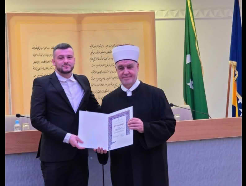 Reisu-l-ulema Husein-ef. Kavazović uručio zahvalnicu Mahir-ef. Bašiću