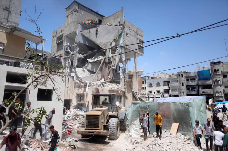 U novim izraelskim napadima u Gazi ubijeno najmanje 88 Palestinaca