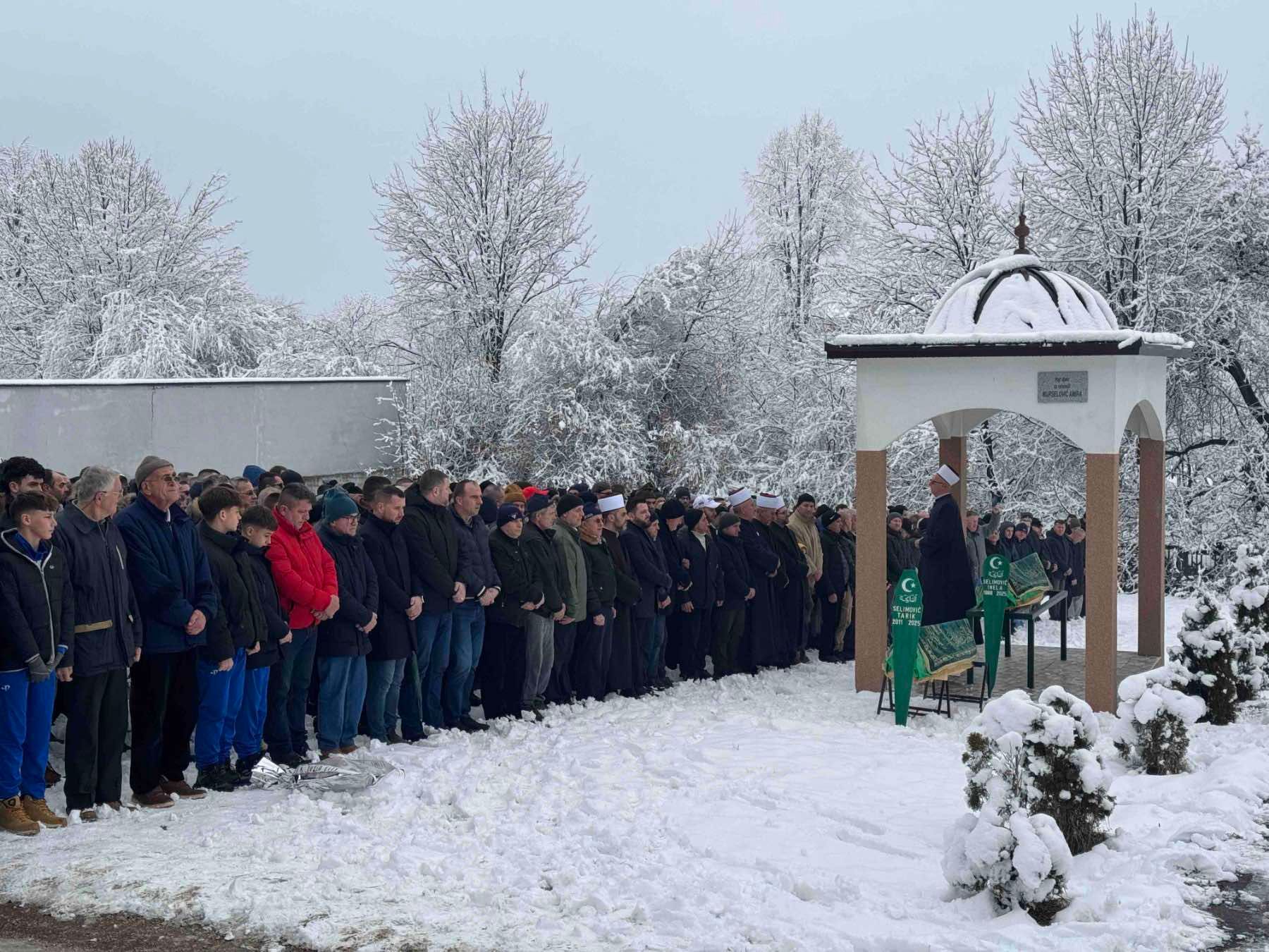 Klanjana dženaza ubijenima Ineli Selimović i njenom sinu