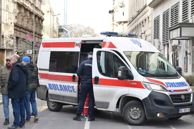 Nova nesreća u Srbiji: Srušio se plafon u školi, ima povrijeđenih