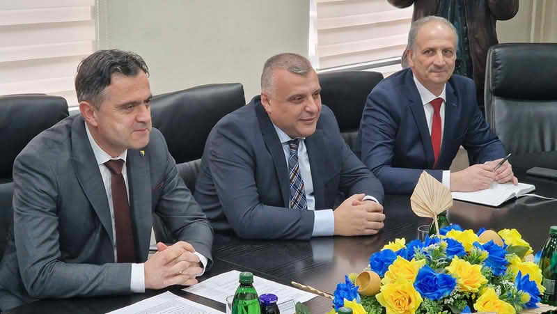 VIDEO/FOTO: Načelnik Selimović na sastanku u Bugojnu sa Zukanom Helezom, Nerinom Dizdarom i Edinom Mašićem