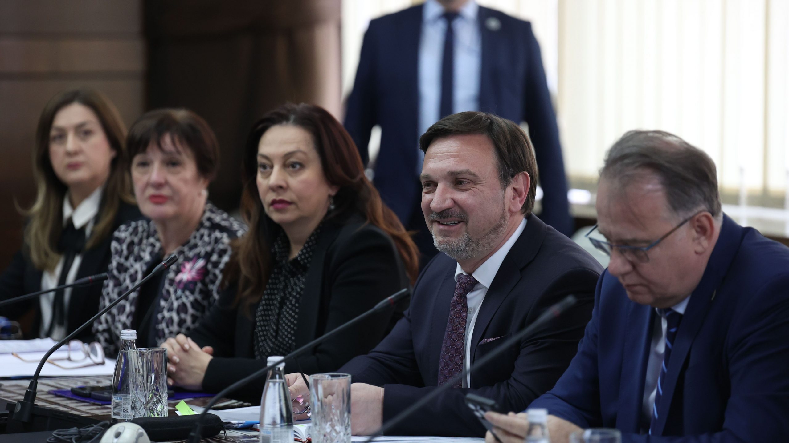 Vlada FBiH s trgovcima: Postignut dogovor da se nastavi akcija “zaključavanja cijena”