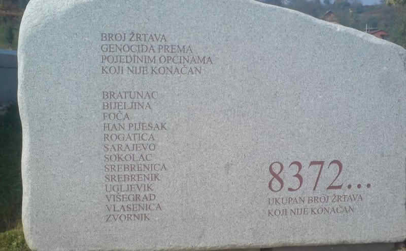 30 godina nakon genocida: Spomenik žrtvama Srebrenice otvara se u Parizu