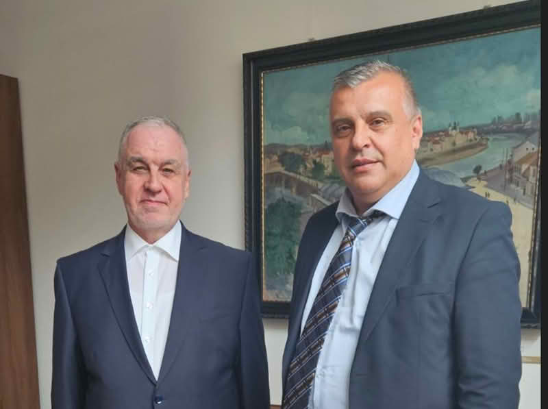 Nečelnik Selimović sastao je sa reisom Husein ef. Kavazovićem