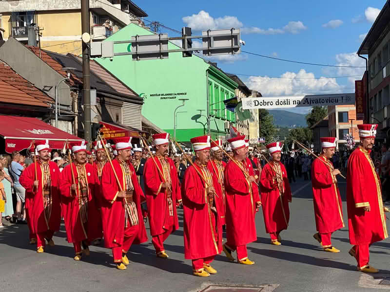 Turski vojni orkestar “Mehter” učestvuje u defileu kroz Donji Vakuf i na ajvatovačkoj livadi