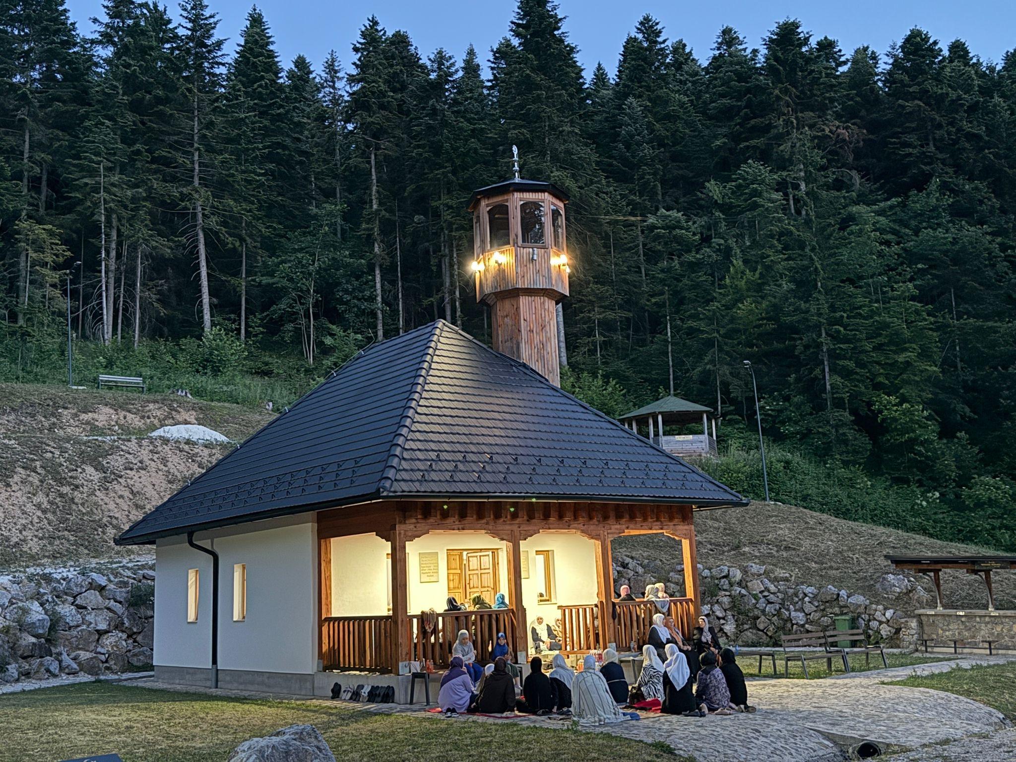 Održan program povodom Hidžretske nove godine u džamiji na Ajvatovici