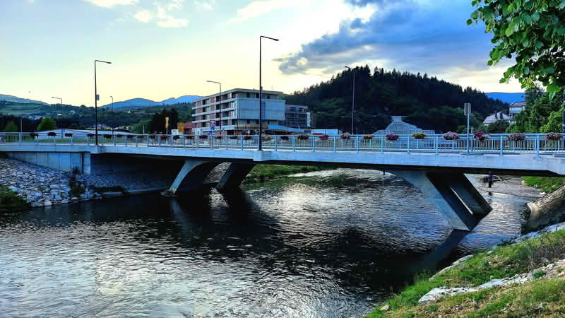 Početkom radne sedmice pojačan intenzitet saobraćaja na putevima u BiH