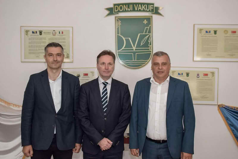 Ministar Kemal Hrnjić u posjeti Donjem Vakufu: Fokus na razvoj primarne poljoprivrede