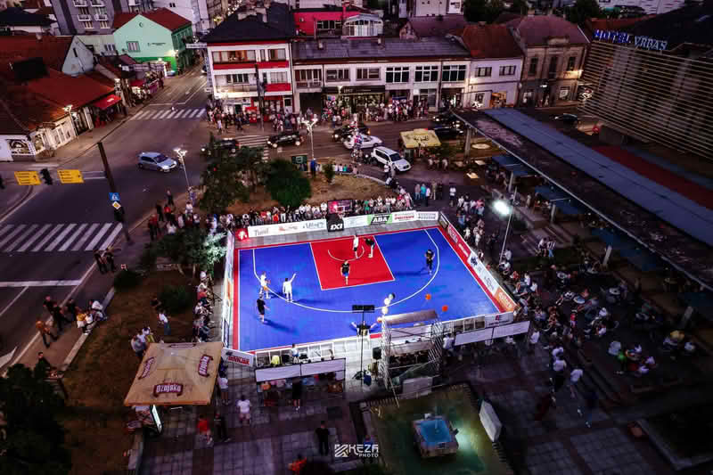 Danas pravi košarkaški spektakl: Seniorski 3×3 turnir na Trgu Ibrahim-bega Malkoča