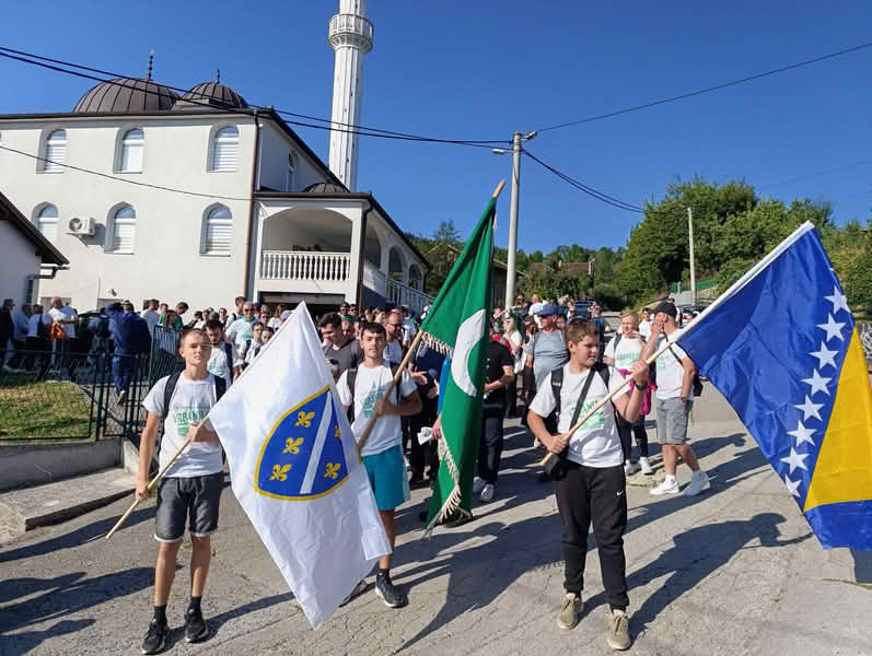 Počela manifestacija u Vrbanji: „Šehidima dova, živima opomena“
