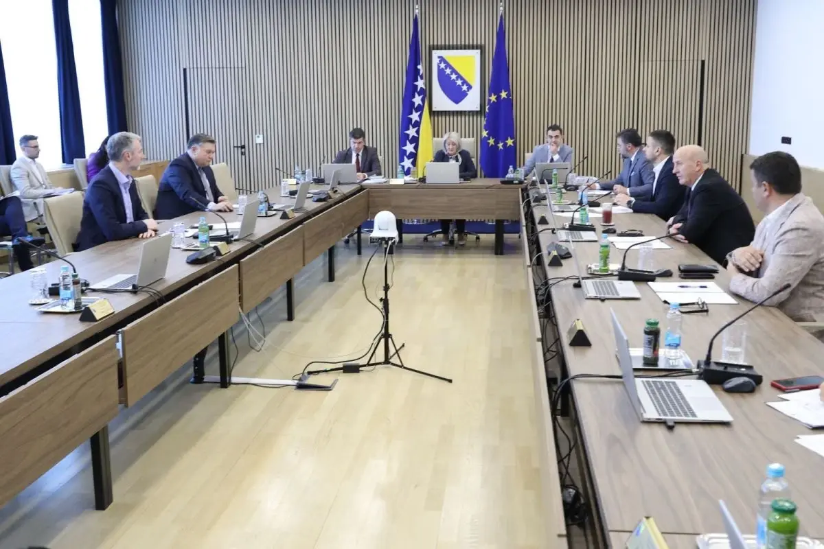 Vijeće ministara BiH zasjeda sutra, hoće li opet “skinuti” imenovanje zamjenika direktora SIPA-e