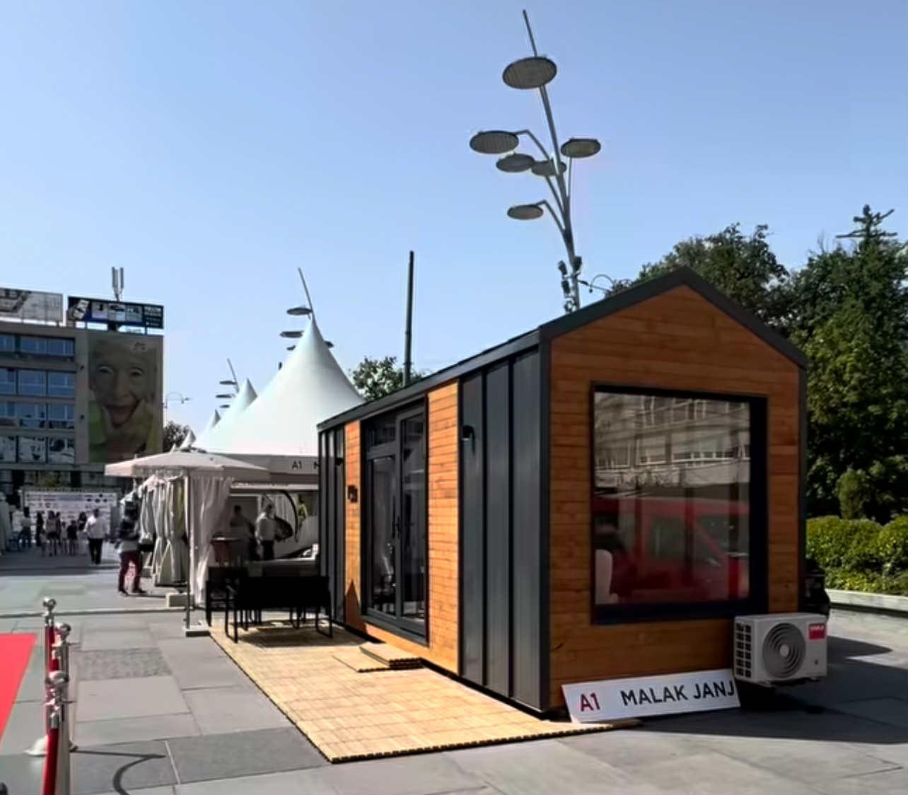 Malak Janj na Bosnia Property Show u Sarajevu – Kućice koje oduzimaju dah